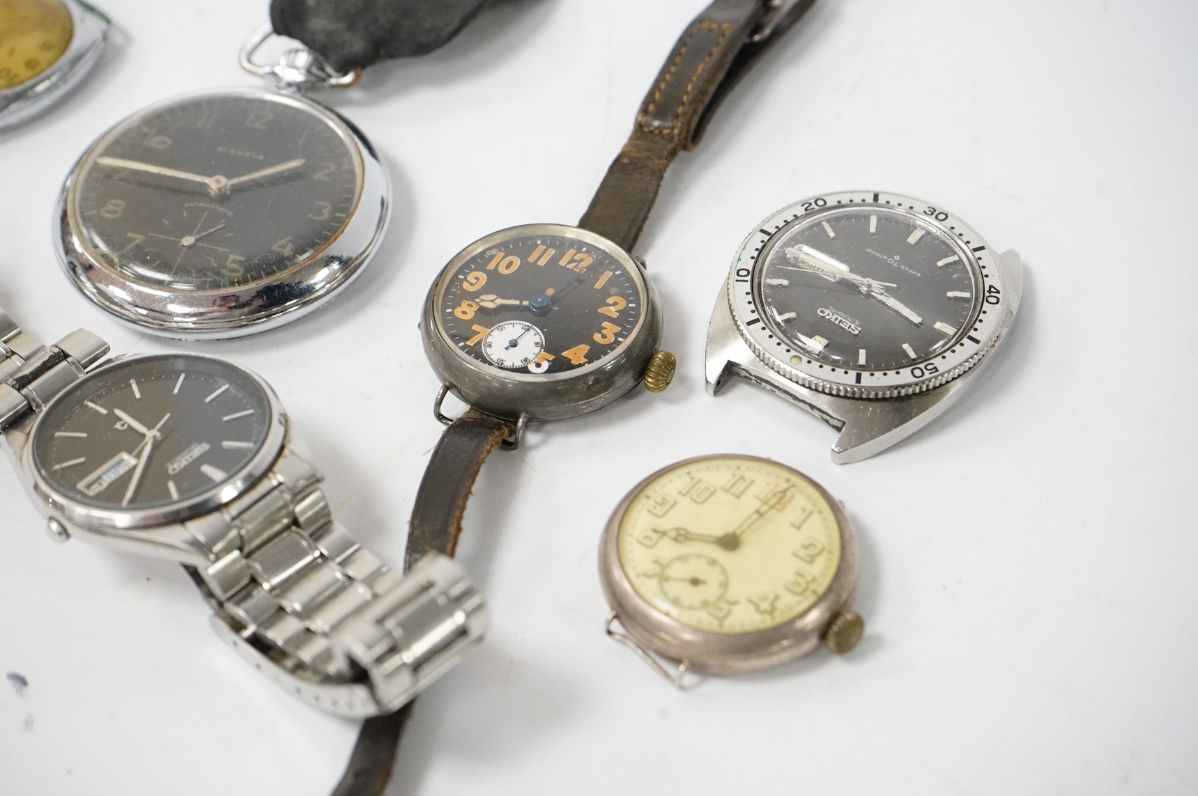 Five assorted gentleman's wrist watches including a 1916 silver trench watch, one other silver wrist watch, a base metal wrist watch and two later Seiko wrist watches, together with a chrome cased Kienzle pocket watch. C
